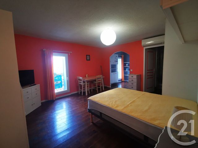 Appartement Studio &agrave; louer - 1 pi&egrave;ce - 30 m2 - Pezenas - 34 - LANGUEDOC-ROUSSILLON