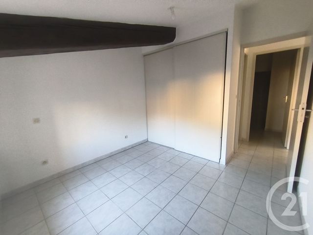 Appartement F3 &agrave; louer - 3 pi&egrave;ces - 69 m2 - Pezenas - 34 - LANGUEDOC-ROUSSILLON