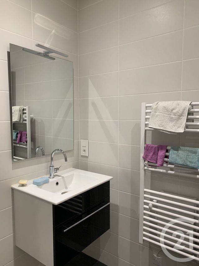 Appartement F3 à vendre - 3 pièces - 61,18 m2 - Clermont L Herault - 34 - LANGUEDOC-ROUSSILLON