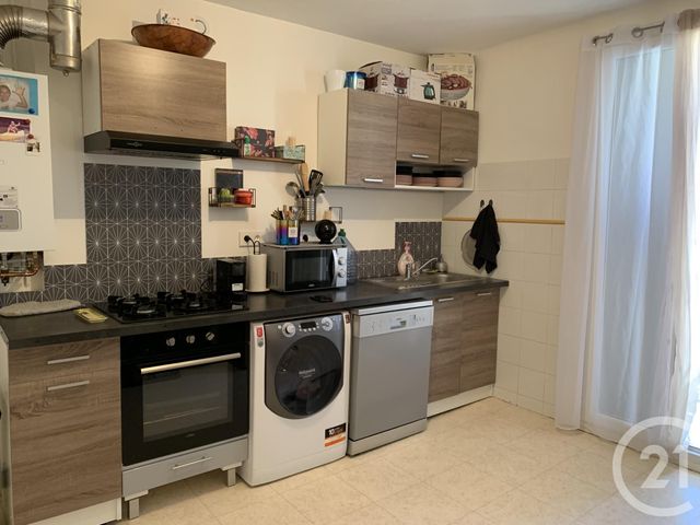 Afficher la photo en grand Appartement F3 à vendre - 3 pièces - 67 m2 - Clermont L Herault - 34 - LANGUEDOC-ROUSSILLON