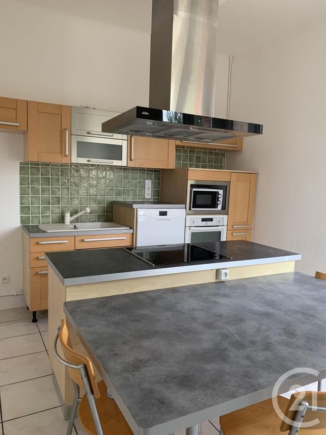 Maison à louer - 3 pièces - 90 m2 - Tressan - 34 - LANGUEDOC-ROUSSILLON