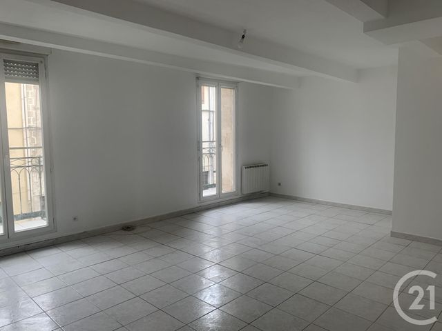 Appartement F3 à louer - 3 pièces - 86 m2 - Clermont L Herault - 34 - LANGUEDOC-ROUSSILLON