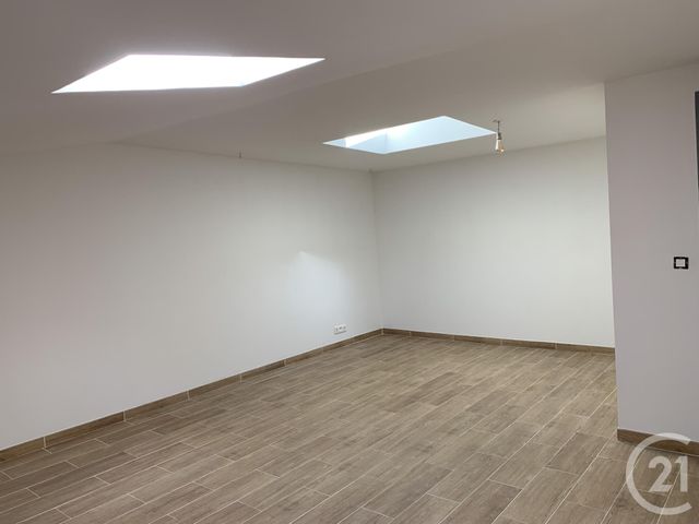 Appartement Duplex &agrave; louer - 3 pi&egrave;ces - 80,66 m2 - Bedarieux - 34 - LANGUEDOC-ROUSSILLON