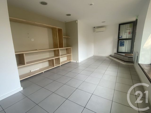 Appartement Local &agrave; louer - 1 pi&egrave;ce - 25 m2 - Clermont L Herault - 34 - LANGUEDOC-ROUSSILLON