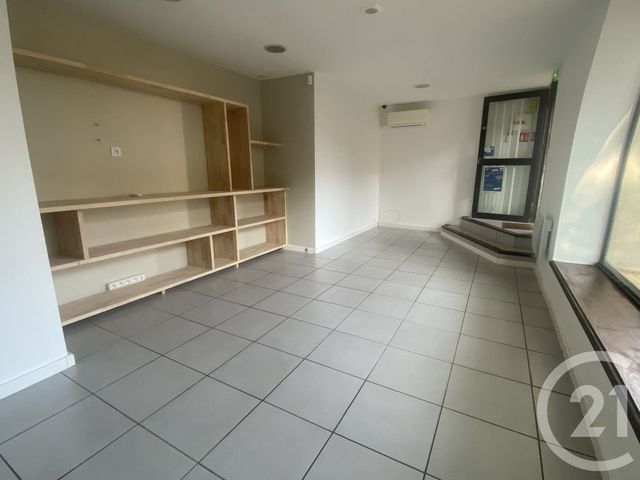 Appartement Local &agrave; louer - 1 pi&egrave;ce - 25 m2 - Clermont L Herault - 34 - LANGUEDOC-ROUSSILLON