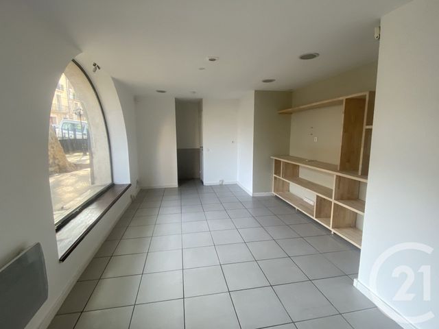 Appartement Local &agrave; louer - 1 pi&egrave;ce - 25 m2 - Clermont L Herault - 34 - LANGUEDOC-ROUSSILLON