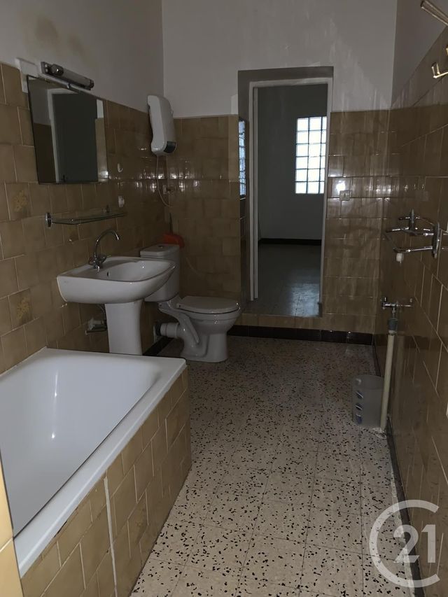 Immeuble à vendre - 360 m2 - Clermont L Herault - 34 - LANGUEDOC-ROUSSILLON