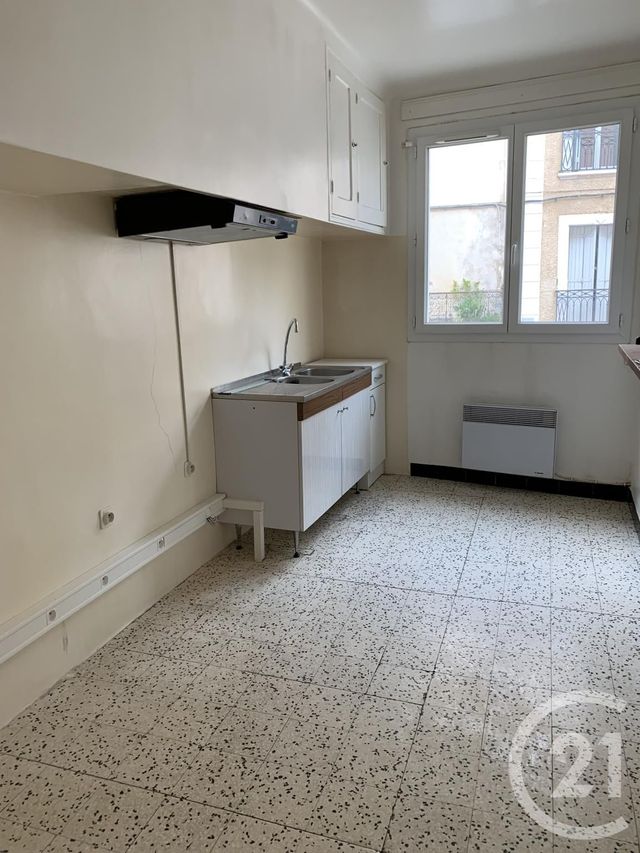 Immeuble à vendre - 360 m2 - Clermont L Herault - 34 - LANGUEDOC-ROUSSILLON