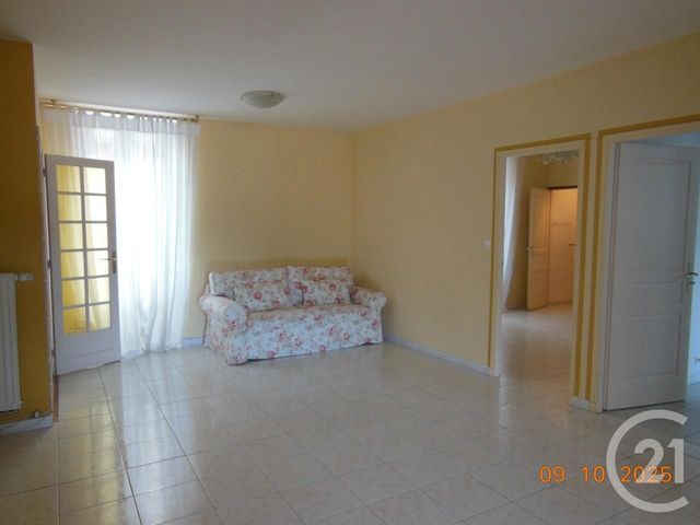 Appartement F4 à louer - 4 pièces - 100 m2 - Lodeve - 34 - LANGUEDOC-ROUSSILLON