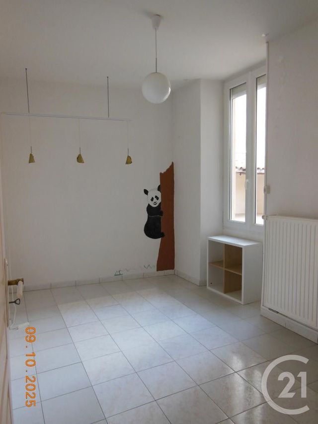 Appartement F4 à louer - 4 pièces - 100 m2 - Lodeve - 34 - LANGUEDOC-ROUSSILLON