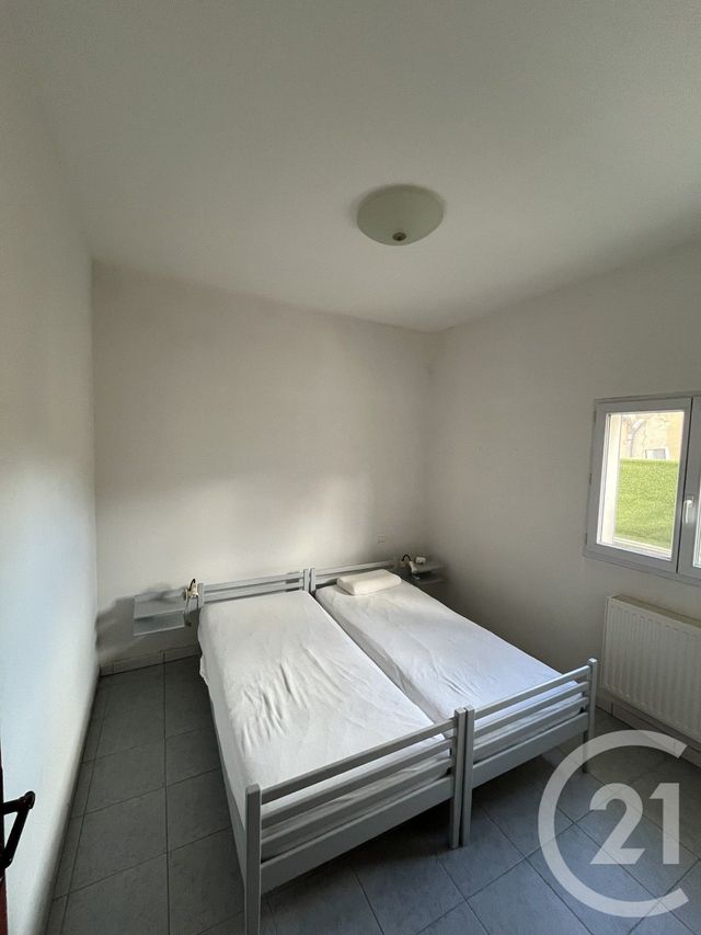 Appartement F4 à louer - 4 pièces - 100 m2 - Lodeve - 34 - LANGUEDOC-ROUSSILLON