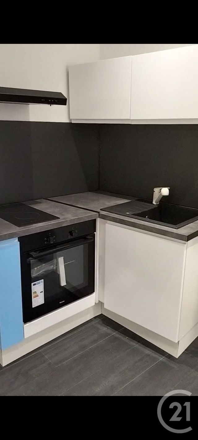 Afficher la photo en grand Appartement à vendre - 2 pièces - 23,40 m2 - Clermont L Herault - 34 - LANGUEDOC-ROUSSILLON