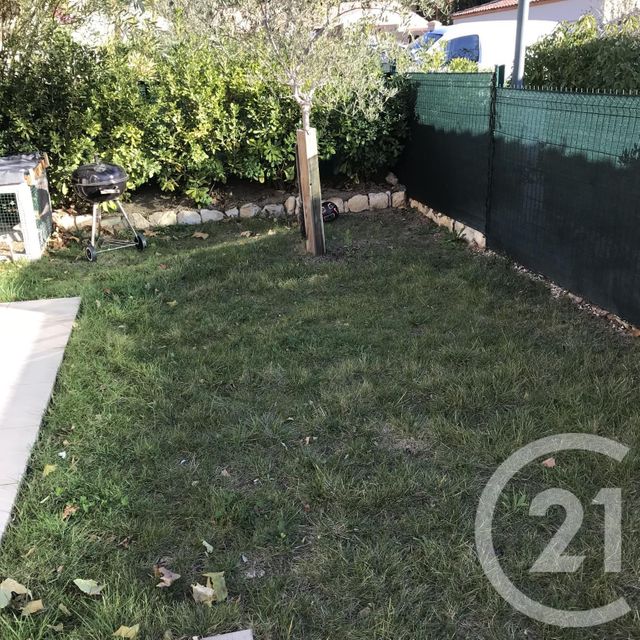 Afficher la photo en grand Maison à louer - 2 pièces - 42 m2 - Clermont L Herault - 34 - LANGUEDOC-ROUSSILLON
