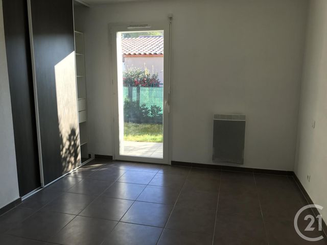 Afficher la photo en grand Maison à louer - 2 pièces - 42 m2 - Clermont L Herault - 34 - LANGUEDOC-ROUSSILLON