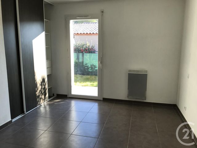 Afficher la photo en grand Maison à louer - 2 pièces - 42 m2 - Clermont L Herault - 34 - LANGUEDOC-ROUSSILLON