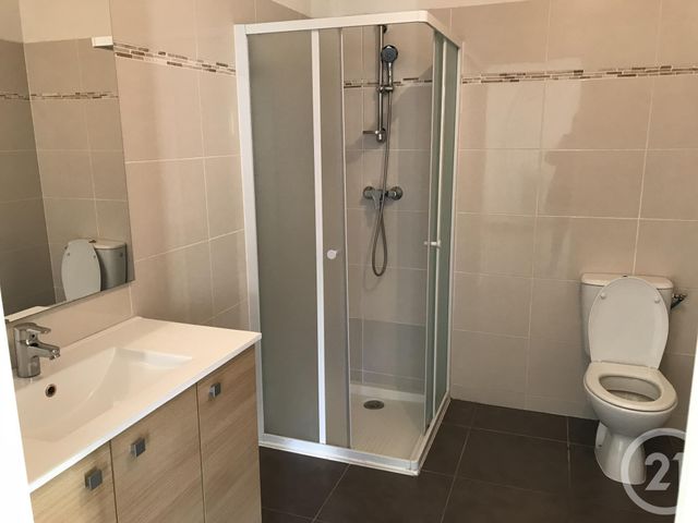 Afficher la photo en grand Maison à louer - 2 pièces - 42 m2 - Clermont L Herault - 34 - LANGUEDOC-ROUSSILLON