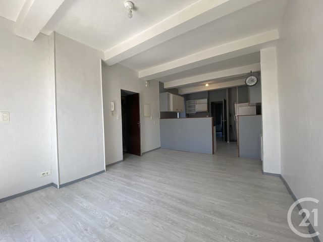 Appartement F4 à louer - 4 pièces - 75,60 m2 - Bedarieux - 34 - LANGUEDOC-ROUSSILLON