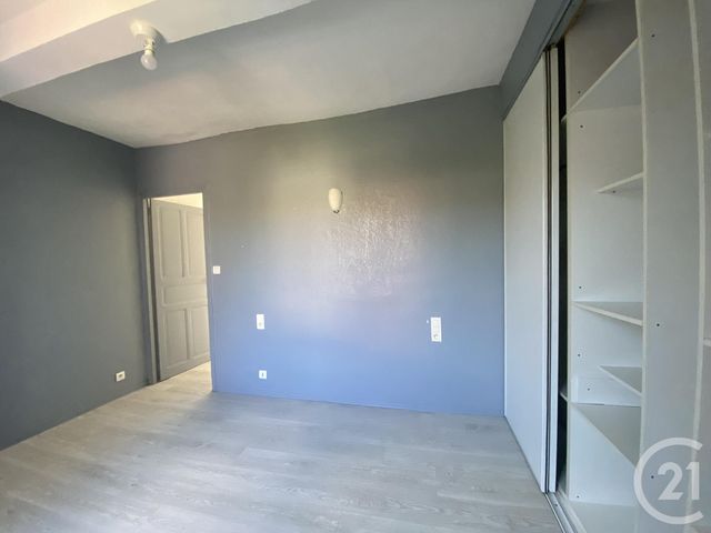 Appartement F4 à louer - 4 pièces - 75,60 m2 - Bedarieux - 34 - LANGUEDOC-ROUSSILLON