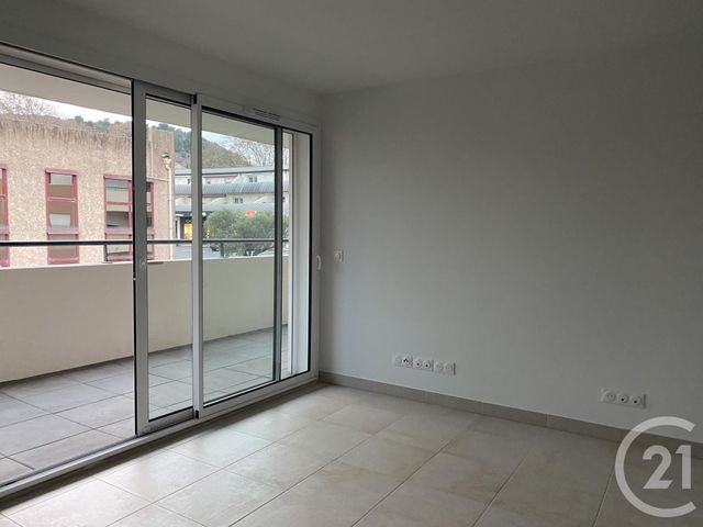 Appartement F3 à louer - 3 pièces - 60 m2 - Clermont L Herault - 34 - LANGUEDOC-ROUSSILLON