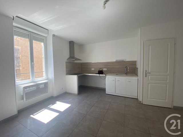 Appartement F3 &agrave; louer - 3 pi&egrave;ces - 40 m2 - Bedarieux - 34 - LANGUEDOC-ROUSSILLON