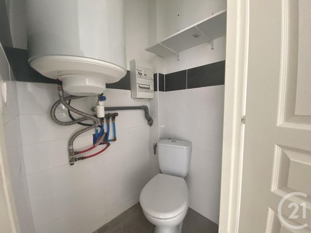 Appartement F3 &agrave; louer - 3 pi&egrave;ces - 40 m2 - Bedarieux - 34 - LANGUEDOC-ROUSSILLON