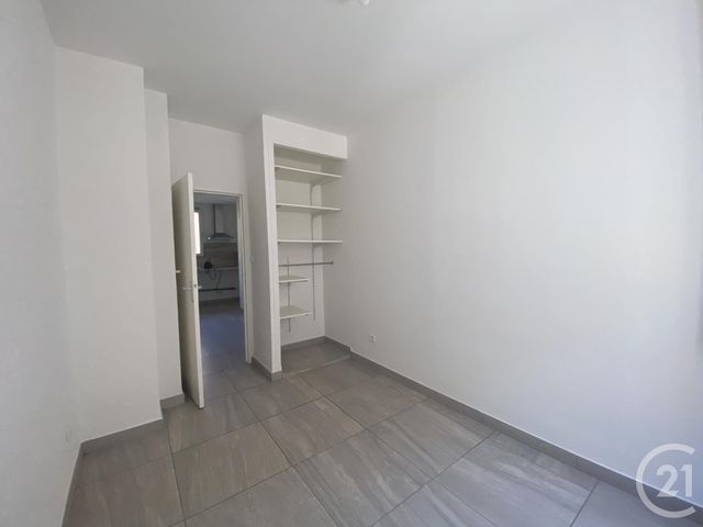 Appartement F3 &agrave; louer - 3 pi&egrave;ces - 40,07 m2 - Bedarieux - 34 - LANGUEDOC-ROUSSILLON