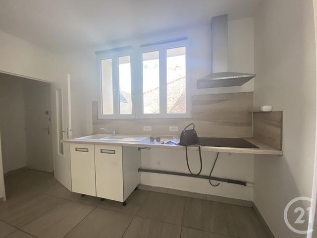 Appartement F3 &agrave; louer - 3 pi&egrave;ces - 40,07 m2 - Bedarieux - 34 - LANGUEDOC-ROUSSILLON