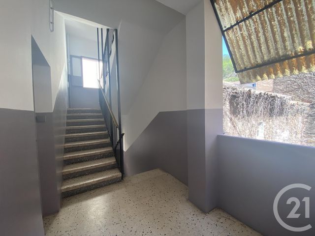 Appartement F3 &agrave; louer - 3 pi&egrave;ces - 40,07 m2 - Bedarieux - 34 - LANGUEDOC-ROUSSILLON