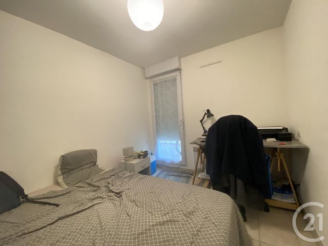 Appartement &agrave; louer - 2 pi&egrave;ces - 31,18 m2 - Clermont L Herault - 34 - LANGUEDOC-ROUSSILLON