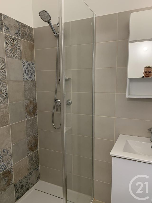 Appartement F3 &agrave; louer - 3 pi&egrave;ces - 47,15 m2 - Cabrieres - 34 - LANGUEDOC-ROUSSILLON