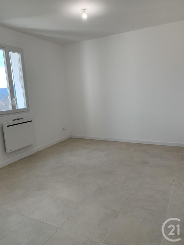 Appartement F3 &agrave; louer - 3 pi&egrave;ces - 47,15 m2 - Cabrieres - 34 - LANGUEDOC-ROUSSILLON