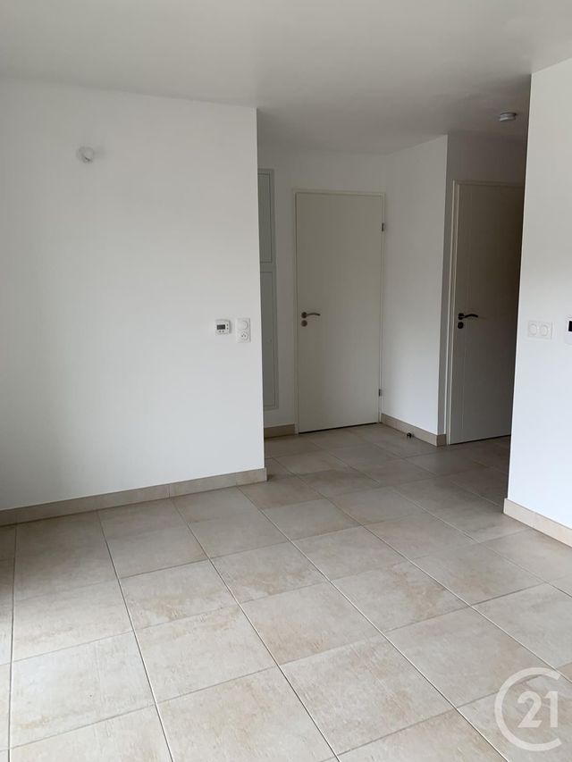 Appartement &agrave; louer - 2 pi&egrave;ces - 39,11 m2 - Clermont L Herault - 34 - LANGUEDOC-ROUSSILLON