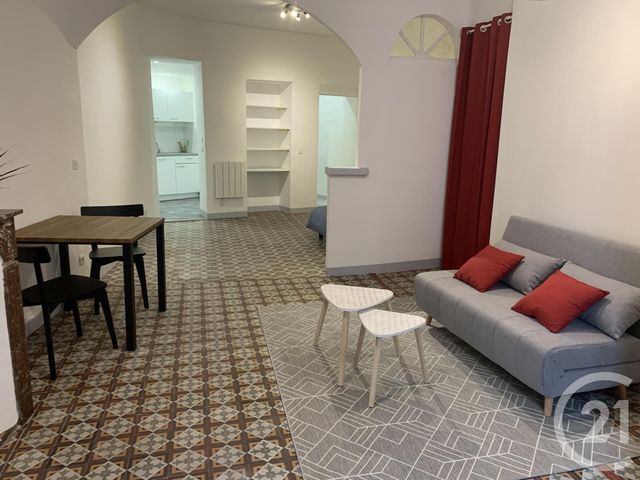 Appartement F1 &agrave; louer - 1 pi&egrave;ce - 46 m2 - Clermont L Herault - 34 - LANGUEDOC-ROUSSILLON