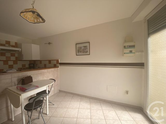 Appartement F2 &agrave; louer - 2 pi&egrave;ces - 35,36 m2 - Le Pouget - 34 - LANGUEDOC-ROUSSILLON