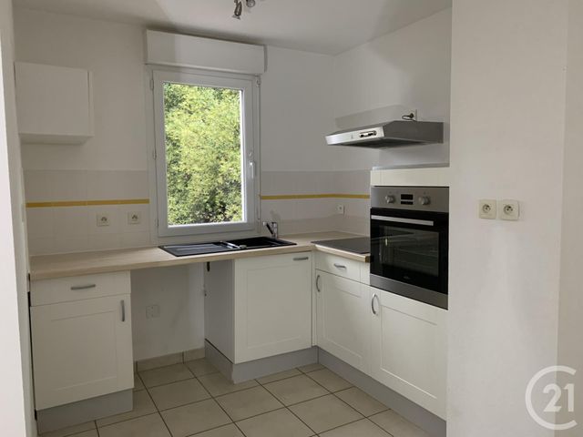 Appartement F3 &agrave; louer - 3 pi&egrave;ces - 57,80 m2 - Clermont L Herault - 34 - LANGUEDOC-ROUSSILLON