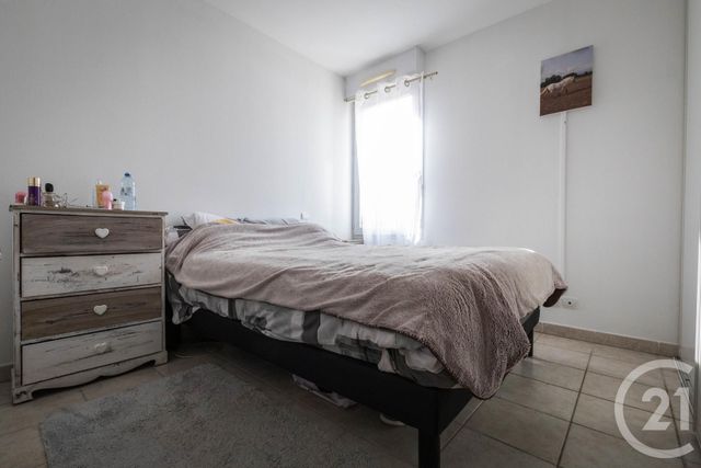 Appartement F2 &agrave; louer - 2 pi&egrave;ces - 43,67 m2 - Clermont L Herault - 34 - LANGUEDOC-ROUSSILLON