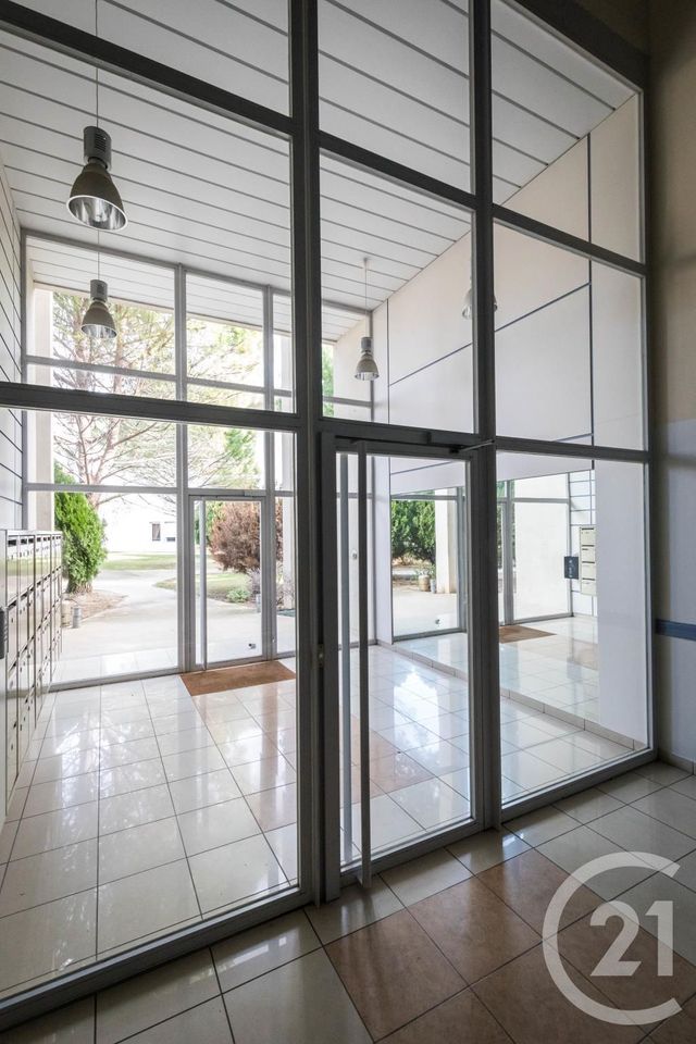 Appartement F2 &agrave; louer - 2 pi&egrave;ces - 43,67 m2 - Clermont L Herault - 34 - LANGUEDOC-ROUSSILLON