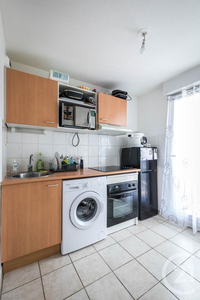Appartement F2 &agrave; louer - 2 pi&egrave;ces - 43,67 m2 - Clermont L Herault - 34 - LANGUEDOC-ROUSSILLON