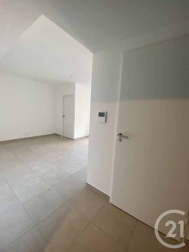 Appartement F2 &agrave; louer - 2 pi&egrave;ces - 45,30 m2 - Clermont L Herault - 34 - LANGUEDOC-ROUSSILLON