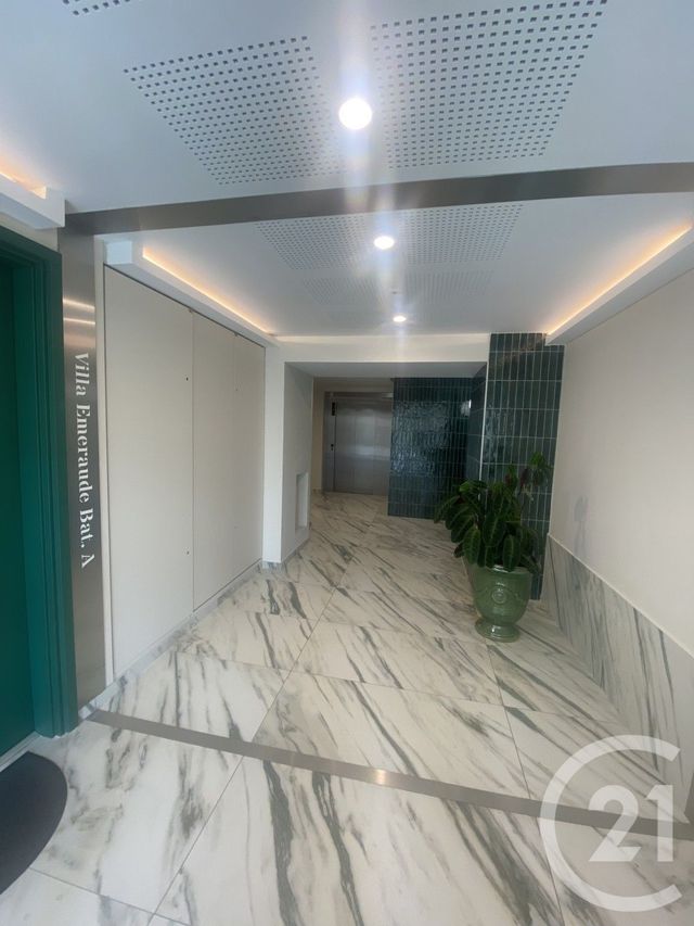 Appartement F2 &agrave; louer - 2 pi&egrave;ces - 45,30 m2 - Clermont L Herault - 34 - LANGUEDOC-ROUSSILLON