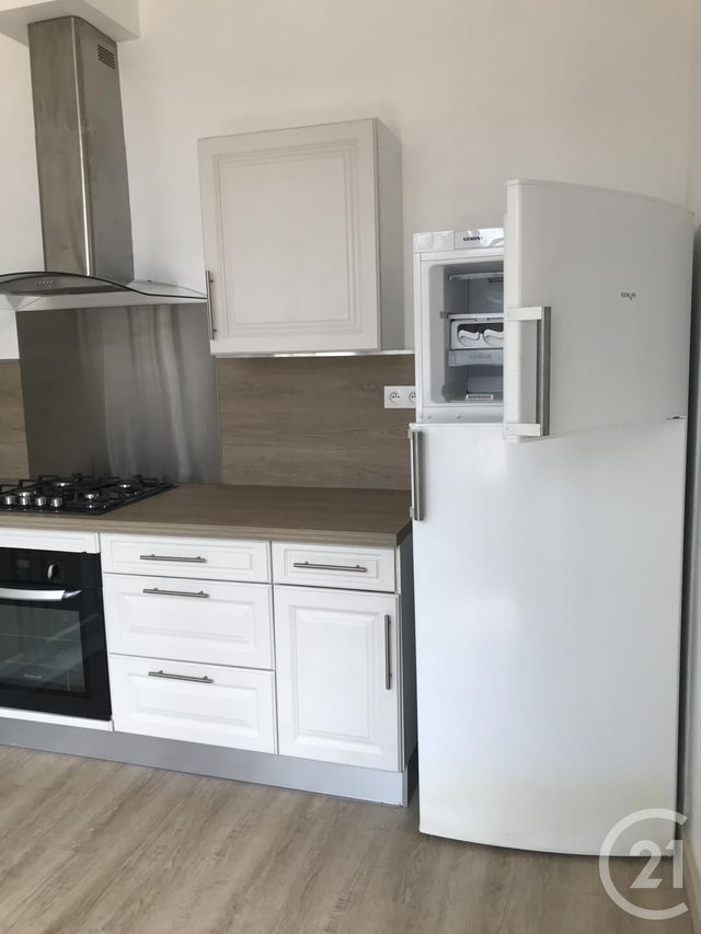 Maison &agrave; louer - 3 pi&egrave;ces - 62 m2 - Lacoste - 34 - LANGUEDOC-ROUSSILLON