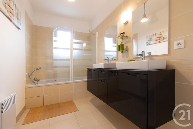 Maison &agrave; louer - 5 pi&egrave;ces - 110,20 m2 - Le Bosc - 34 - LANGUEDOC-ROUSSILLON