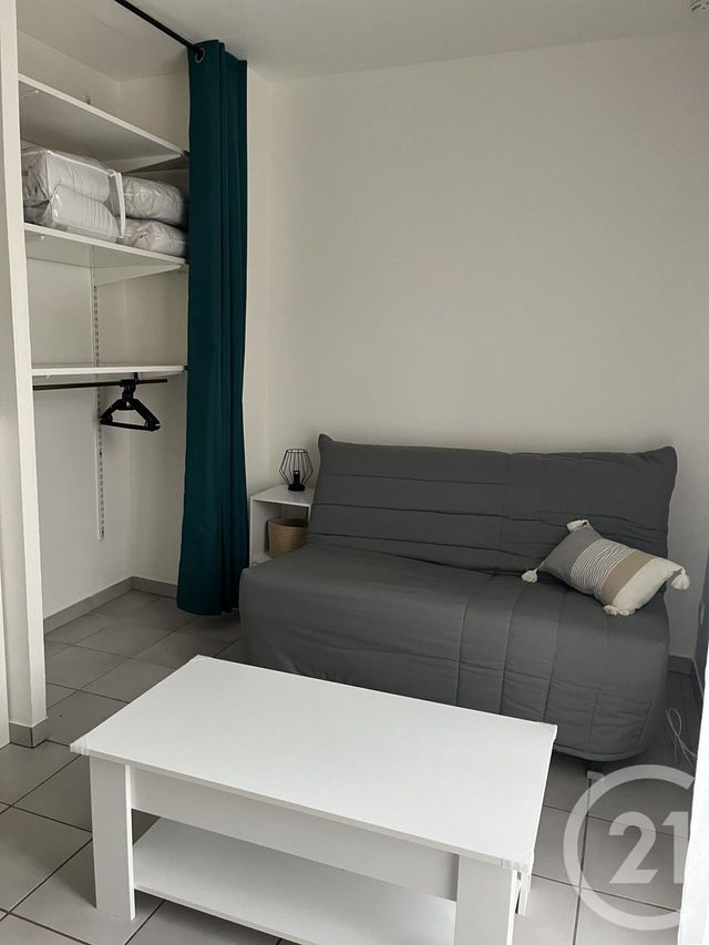 Appartement Studio &agrave; louer - 1 pi&egrave;ce - 18,50 m2 - Clermont L Herault - 34 - LANGUEDOC-ROUSSILLON