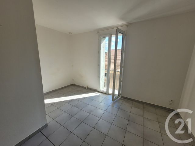 Appartement Studio &agrave; louer - 1 pi&egrave;ce - 18,50 m2 - Clermont L Herault - 34 - LANGUEDOC-ROUSSILLON